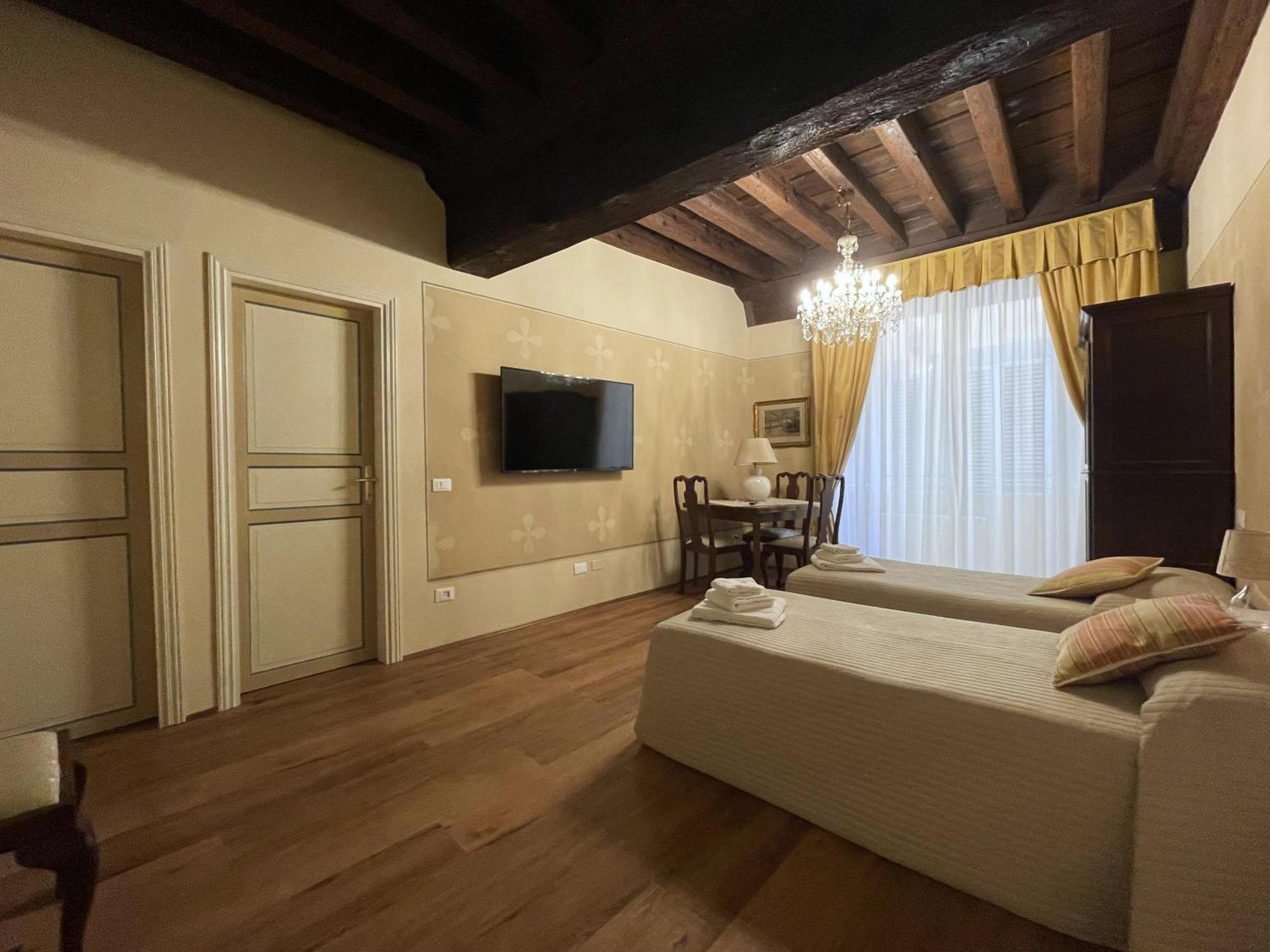 Bed and Breakfast La Boheme Лукка Екстер'єр фото