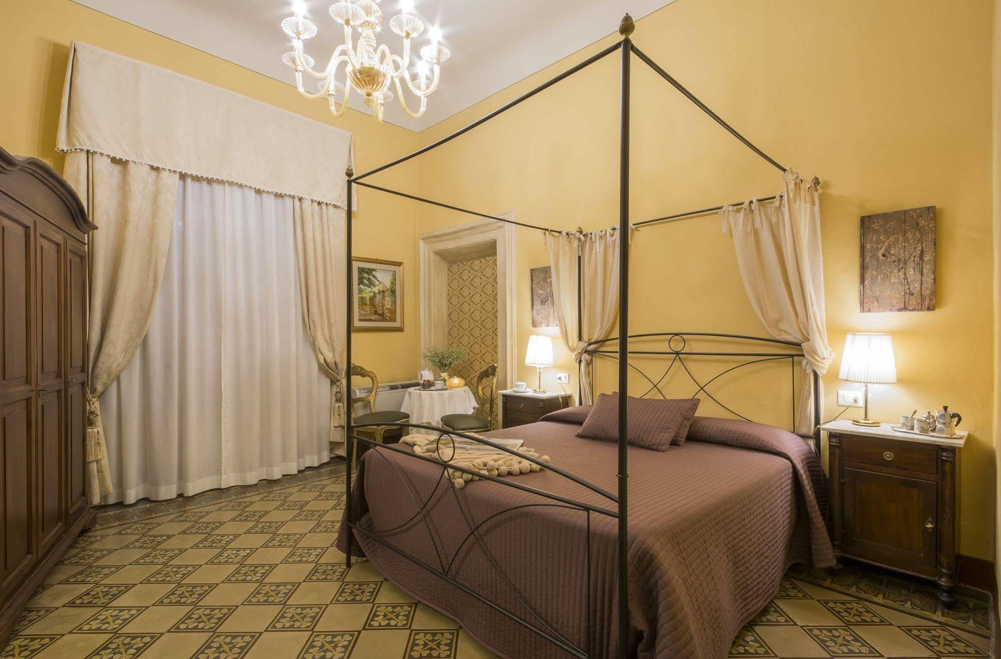 Bed and Breakfast La Boheme Лукка Екстер'єр фото